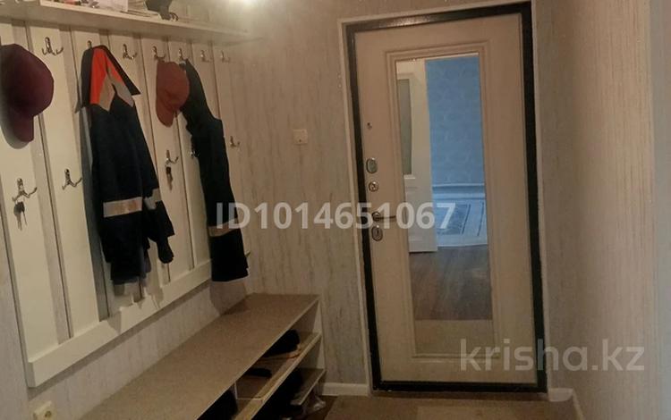 3-бөлмелі пәтер · 85 м² · 1/2 қабат, Султангазиева 5 — Шанхаи, бағасы: 300 000 ₸ в Жанатасе — фото 2
