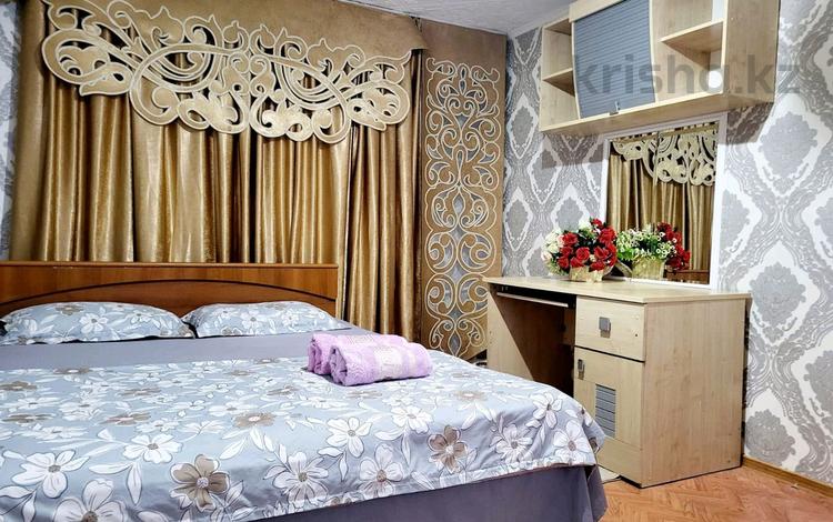1-комнатная квартира · 30 м² · 4/4 этаж, Бейбітшілік 2 — ТЦ"ShimkentPlaza" за 15 000 ₸ в Шымкенте, Аль-Фарабийский р-н — фото 2