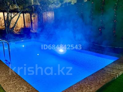 Дом · 4 комнаты · 165 м², мкр Калкаман-2, Абая- Ашимова за 100 000 〒 в Алматы, Наурызбайский р-н