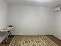 2-бөлмелі пәтер · 64 м² · 2/6 қабат, мкр Сары Арка, Исенова 85 — Областной Акимат, бағасы: 230 000 ₸ в Атырау — фото 4