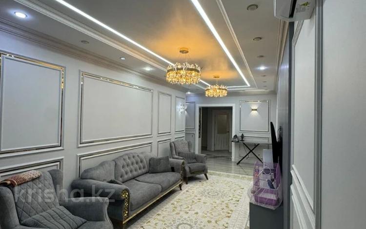4-комнатная квартира · 110 м² · 11/13 этаж, Кармысова 84/2 за 145 млн ₸ в Алматы, Медеуский р-н — фото 2