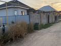 Жеке үй · 4 бөлме · 140 м² · 5 жүзд., Абай 197 — Школа, бағасы: 35 млн ₸ в Шалкар