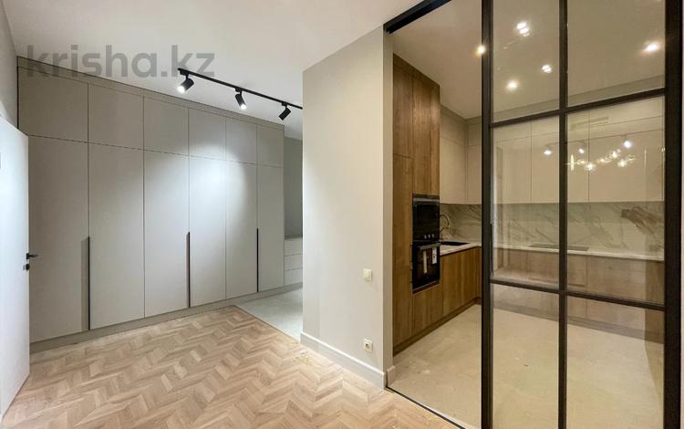 2-бөлмелі пәтер · 87 м² · 5/8 қабат, мкр Юбилейный, Омарова 35/1 — Достык, бағасы: 75 млн ₸ в Алматы, Медеуский р-н — фото 2