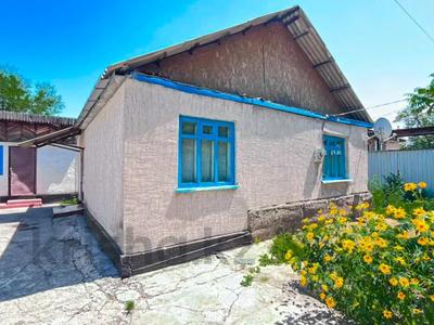Жеке үй · 2 бөлме · 45 м² · 6.5 жүзд., Еркин Казахстан 42 — Возле остановки, бағасы: 12.6 млн ₸ в Талдыкоргане