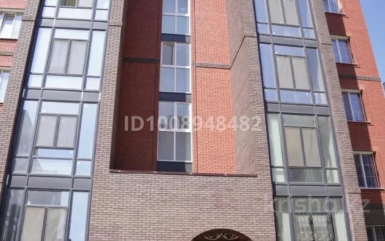 4-бөлмелі пәтер · 150 м² · 1/5 қабат, мкр. Алтын орда 52г — Территория спрота, бағасы: 80 млн 〒 в Актобе — фото 2