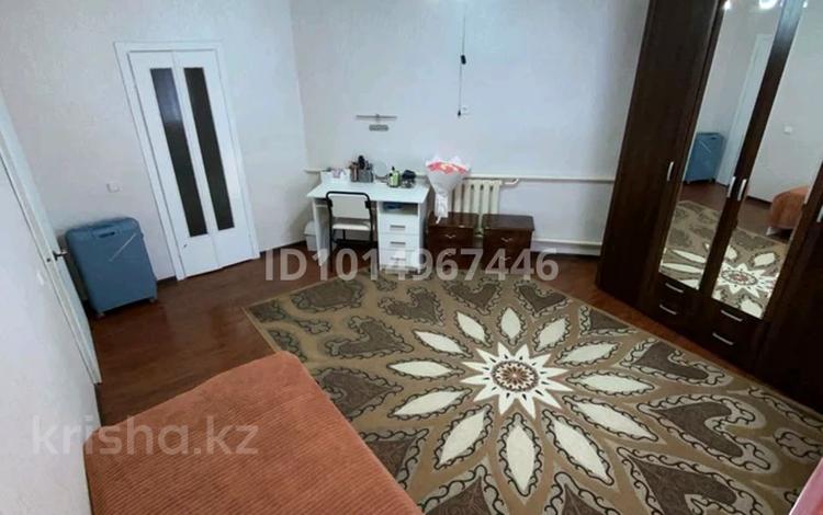 Отдельный дом · 3 комнаты · 130 м² · 7 сот., Шагала 121а — На против Темыр Су за 17 млн ₸ в Атамекене — фото 2