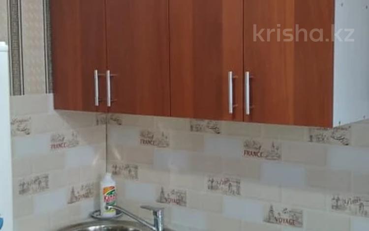 1-комнатная квартира · 32 м² · 3/5 этаж, Л Толстого 100 за 120 000 ₸ в Уральске, мкр Школьник — фото 2