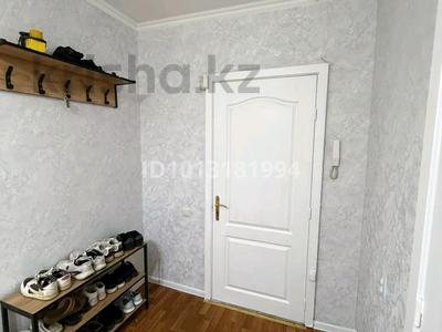 3-бөлмелі пәтер · 63 м² · 2/5 қабат, Аблайхана 29.1 — Встреча магазин, бағасы: 28 млн ₸ в Астане, Алматы р-н