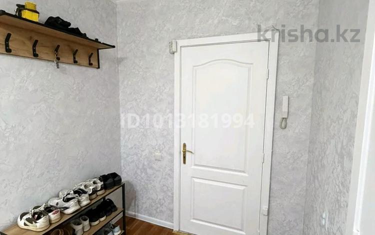 3-комнатная квартира · 63 м² · 2/5 этаж, Аблайхана 29.1 — Встреча магазин за 27.5 млн ₸ в Астане, Алматы р-н — фото 2