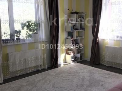 3-бөлмелі пәтер · 72 м² · 1 қабат, Казыбек би 11/1, бағасы: 45 млн ₸ в Астане, Нура р-н