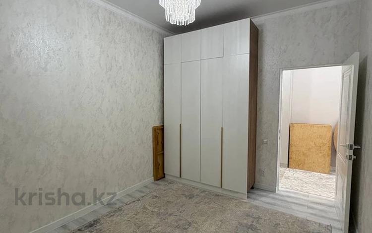 3-бөлмелі пәтер · 91 м² · 2/8 қабат, 35-мкр 5, бағасы: 28.5 млн ₸ в Актау — фото 2
