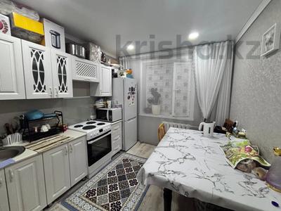 2-комнатная квартира · 52.2 м² · 1/5 этаж, Майкудук, мкр Шахтёрский — мкр.Шахтерский за 12 млн ₸ в Караганде, Алихана Бокейханова р-н