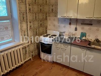 2-бөлмелі пәтер · 43 м² · 1/5 қабат, Маметова 3, бағасы: 6 млн ₸ в Аксу
