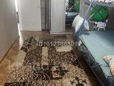 3-бөлмелі пәтер · 64 м² · 5/5 қабат, Майкудук, 14й микрорайон 36, бағасы: 110 000 ₸ в Караганде, Алихана Бокейханова р-н