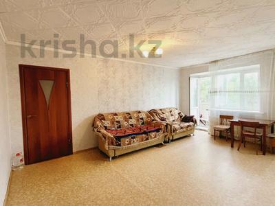 2-комнатная квартира · 44 м² · 4/5 этаж, 410 квартал за 13.5 млн 〒 в Семее