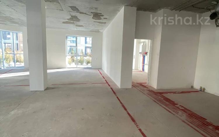 3-бөлмелі пәтер · 140.77 м² · 1/3 қабат, мкр Мирас, бағасы: 300 млн ₸ в Алматы, Бостандыкский р-н — фото 2