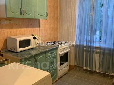 1-комнатная квартира, 34 м², 2/3 этаж, Джандосова 3 — Манаса. 12 гор больница за 28 млн 〒 в Алматы, Бостандыкский р-н