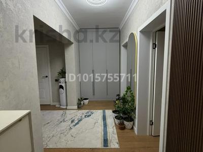 3-бөлмелі пәтер · 90 м² · 4/13 қабат, Есенова 160/3к5, бағасы: 75 млн ₸ в Алматы, Жетысуский р-н