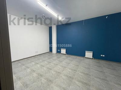 Свободное назначение, офисы, магазины и бутики, склады, общепит, салоны красоты, бани, гостиницы и зоны отдыха, медцентры и аптеки, образование, развлечения · 107 м² за 55 млн 〒 в Астане, Сарайшык р-н