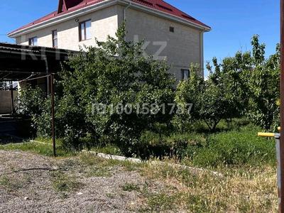 Отдельный дом · 8 комнат · 230 м² · 8 сот., Бакбергенова 43 — Рядом 54 школа за 77 млн 〒 в Таразе