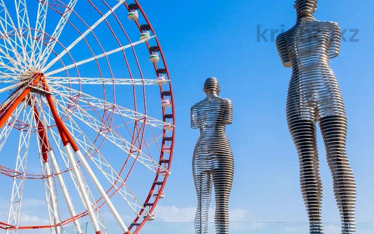 2-комнатная квартира · 65 м² · 17/35 этаж, Ангиса 75 за 55.6 млн 〒 в Батуми — фото 2