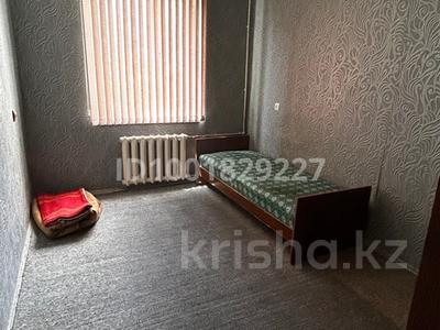 Продажа квартир в Шымкенте: 3-комнатная квартира · 69 м² · 3/5 этаж, мкр Север 10 за 28 млн 〒 3-комнатная квартира · 69 м² · 3/5 этаж, мкр Север 10 за 28 млн 〒 в Шымкенте, Аль-Фарабийский р-н