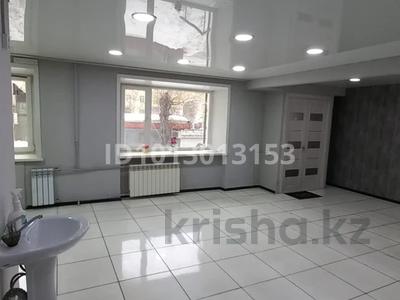 Еркін · 58 м², бағасы: 280 000 ₸ в Усть-Каменогорске, Ульбинский