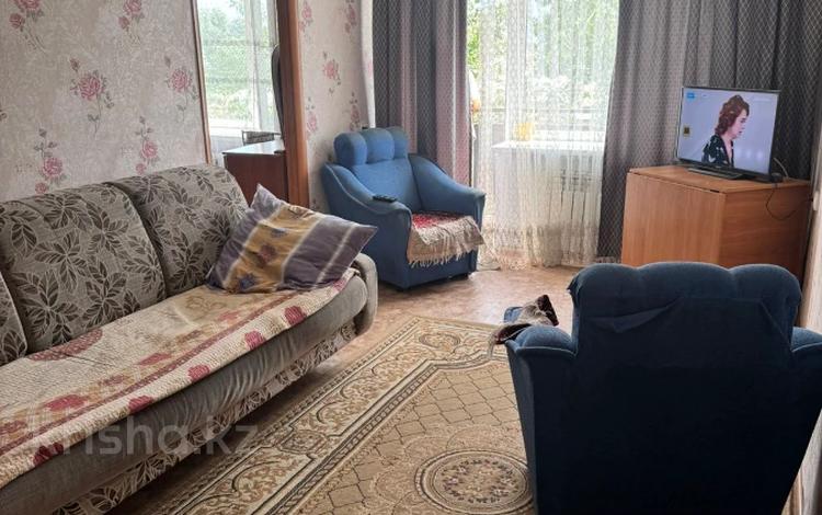 3-комнатная квартира · 56 м² · 4/4 этаж, Аймаутова 147 за 16.5 млн ₸ в Семее — фото 2