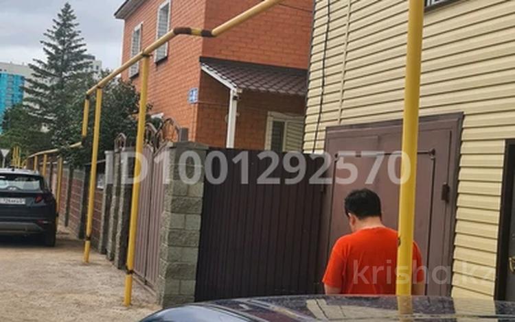 Жеке үй · 16 бөлме · 681 м² · 9 жүзд., мкр Шубар 54 — Ермекоаа Ондасынова, бағасы: 200 млн ₸ в Астане, Есильский р-н — фото 2