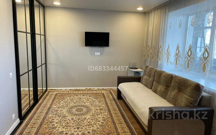 1-комнатная квартира · 42 м² · 5/9 этаж, мкр Юго-Восток, Республика — Напротив к Отрару за 180 000 〒 в Караганде, Казыбек би р-н — фото 6