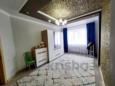 2-комнатная квартира, 94 м², 4/5 этаж, мкр. Алтын орда 5 за 29.5 млн 〒 в Актобе, мкр. Алтын орда