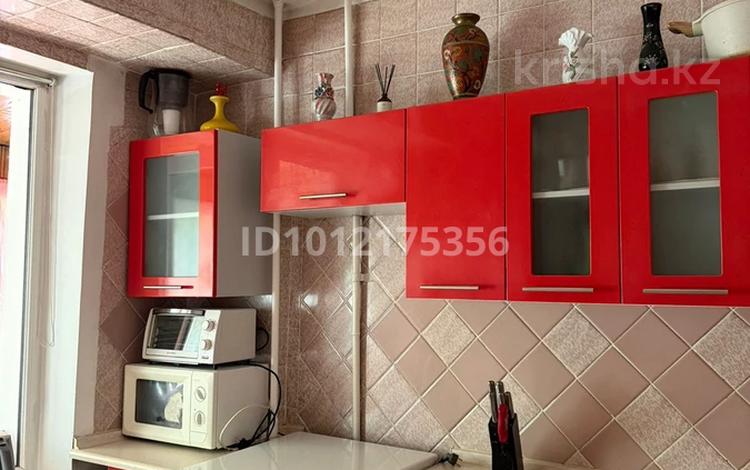 2-бөлмелі пәтер · 60 м² · 4/9 қабат, ул. Зенкова 31, бағасы: 350 000 ₸ в Алматы, Медеуский р-н — фото 4
