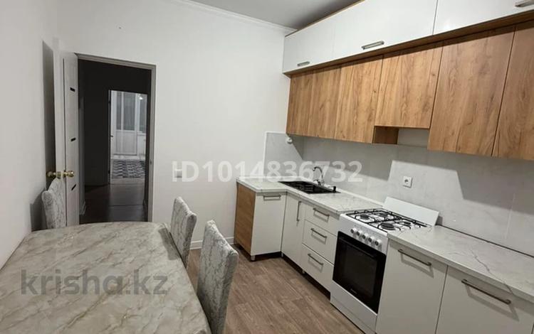 3-комнатная квартира · 68 м² · 4/5 этаж, 3мир 10.9 за 150 000 ₸ в Актобе — фото 2