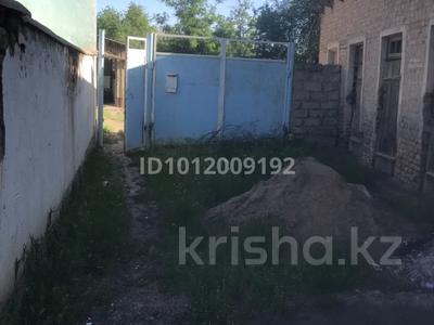 Үйдің бір бөлігі · 2 бөлме · 45 м² · 3 сот., Айтеке би 155 — Возле больницы Изо, бағасы: 3.5 млн ₸ в Арыси