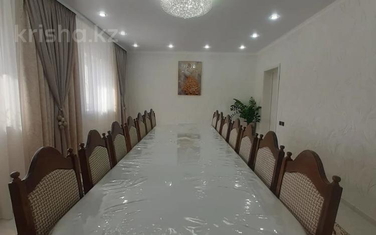 Отдельный дом · 7 комнат · 200 м² · 10 сот., Кен Дала 46 за 53 млн ₸ в Уральске — фото 2