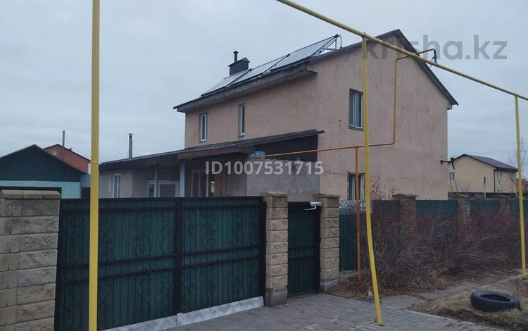 Отдельный дом · 5 комнат · 182.2 м² · , мкр Уркер за 65 млн ₸ в Астане, Нура р-н — фото 2