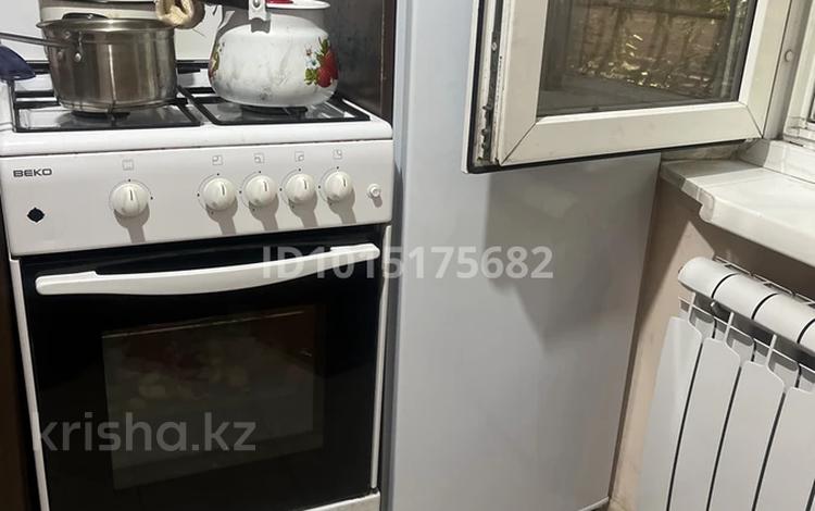 1 комната · 40 м² · 1/5 этаж, мкр Тастак-2, Радостовца 34 за 105 000 ₸ в Алматы, Алмалинский р-н — фото 2