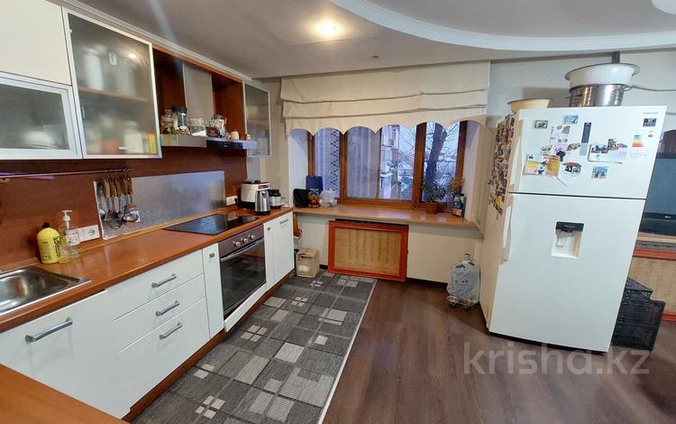4-комнатная квартира · 110 м² · 3/5 этаж, Н.Абдирова 51 за 36 млн ₸ в Караганде, Казыбек би р-н — фото 2
