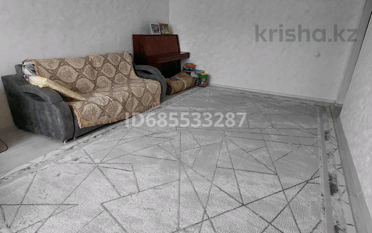 2-комнатная квартира · 60 м² · 6/6 этаж, мкр Жилгородок 17 — Мухамметжанова - Кердери за 16 млн 〒 в Актобе — фото 44