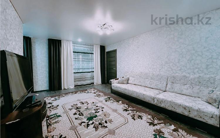 2-комнатная квартира · 41.8 м² · 4/5 этаж, мкр Новый Город, Мкр Новый Город ул. Пичугина — Клиника Аланда за 15.5 млн ₸ в Караганде, Казыбек би р-н — фото 2