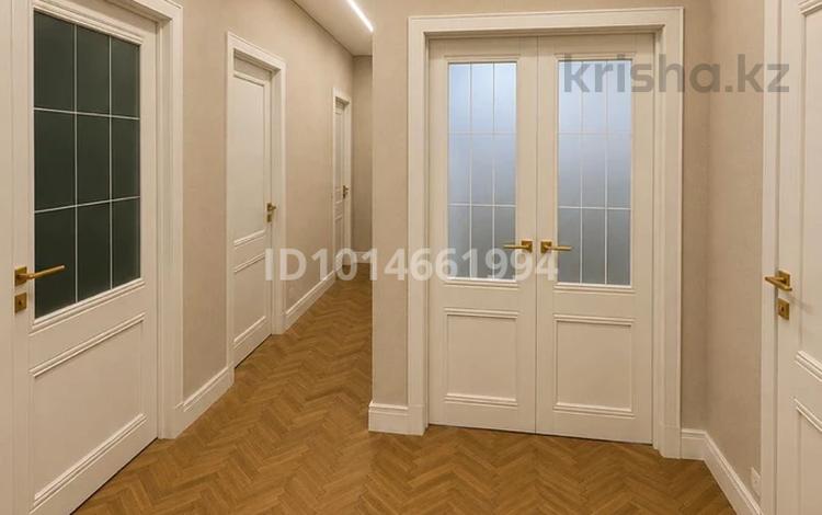 3-комнатная квартира · 81 м² · 8/9 этаж, Тынышбаева 10 за 450 000 ₸ в Астане, Сарайшык р-н — фото 2