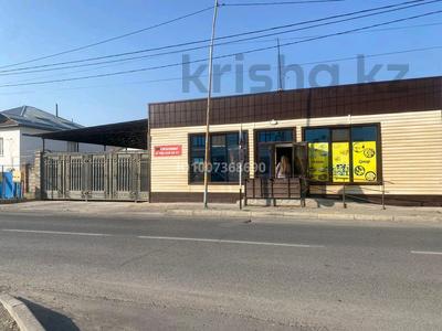 Отдельный дом · 5 комнат · 110 м² · 6 сот., Рыскулова 172 — Напротив новои пликлиники за 50 млн 〒 в Кентау