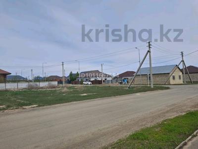 Жер телімі · 8 сотық, мкр Бирлик-2, 12 — 12 көшемнн22көшенің қиылысы, бағасы: 8 млн ₸ в Атырау