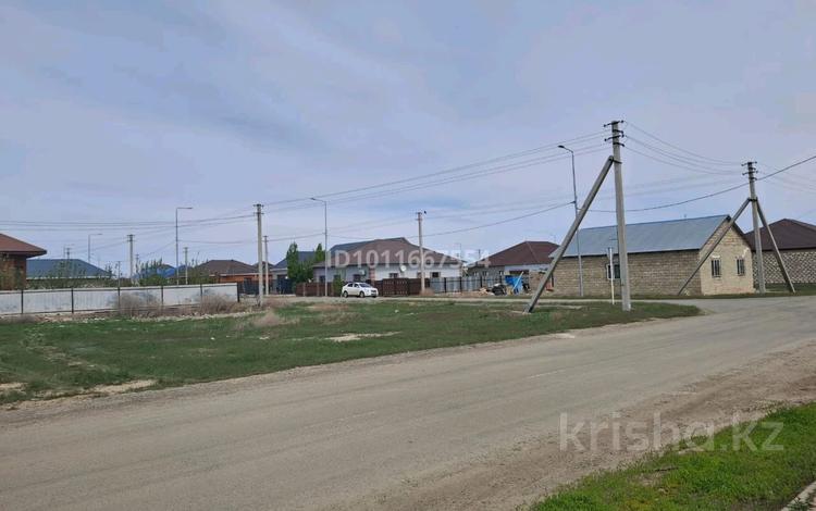 Участок · 8 соток, мкр Бирлик-2, 12 — 12 көшемнн22көшенің қиылысы за 8 млн ₸ в Атырау — фото 2