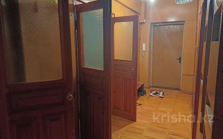 3-бөлмелі пәтер · 85 м² · 1/5 қабат, Утепова 6 — СРОЧНАЯ ПРОДАЖА, бағасы: ~ 64.5 млн ₸ в Алматы, Бостандыкский р-н — фото 9