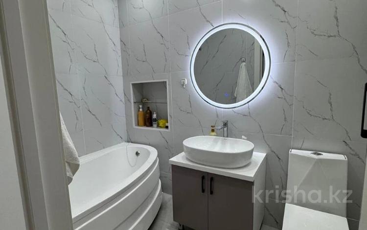 3-комнатная квартира · 83 м² · 3/9 этаж, Райымбек батыра за 60 млн ₸ в  — фото 2