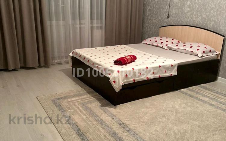 1-комнатная квартира · 45 м² · 9/10 этаж, Бекхожина 7 за 12 000 〒 в Павлодаре — фото 2