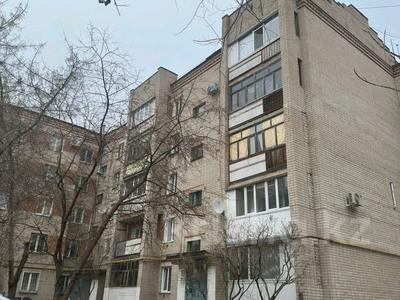 1-комнатная квартира, 35 м², 3/5 этаж, Мира 284/а — Находится возле рынка Салем. за 13.5 млн 〒 в Петропавловске