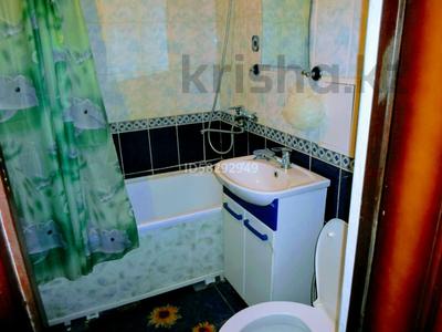 1-комнатная квартира · 35 м² · 1/4 этаж, проспект Нурсултана Назарбаева 222 — Хиуаз Доспановой за 8 000 ₸ в Уральске