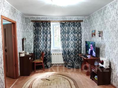 2-бөлмелі пәтер · 45 м² · 1/5 қабат, Сакена Сейфуллина, бағасы: 8.7 млн ₸ в Абае